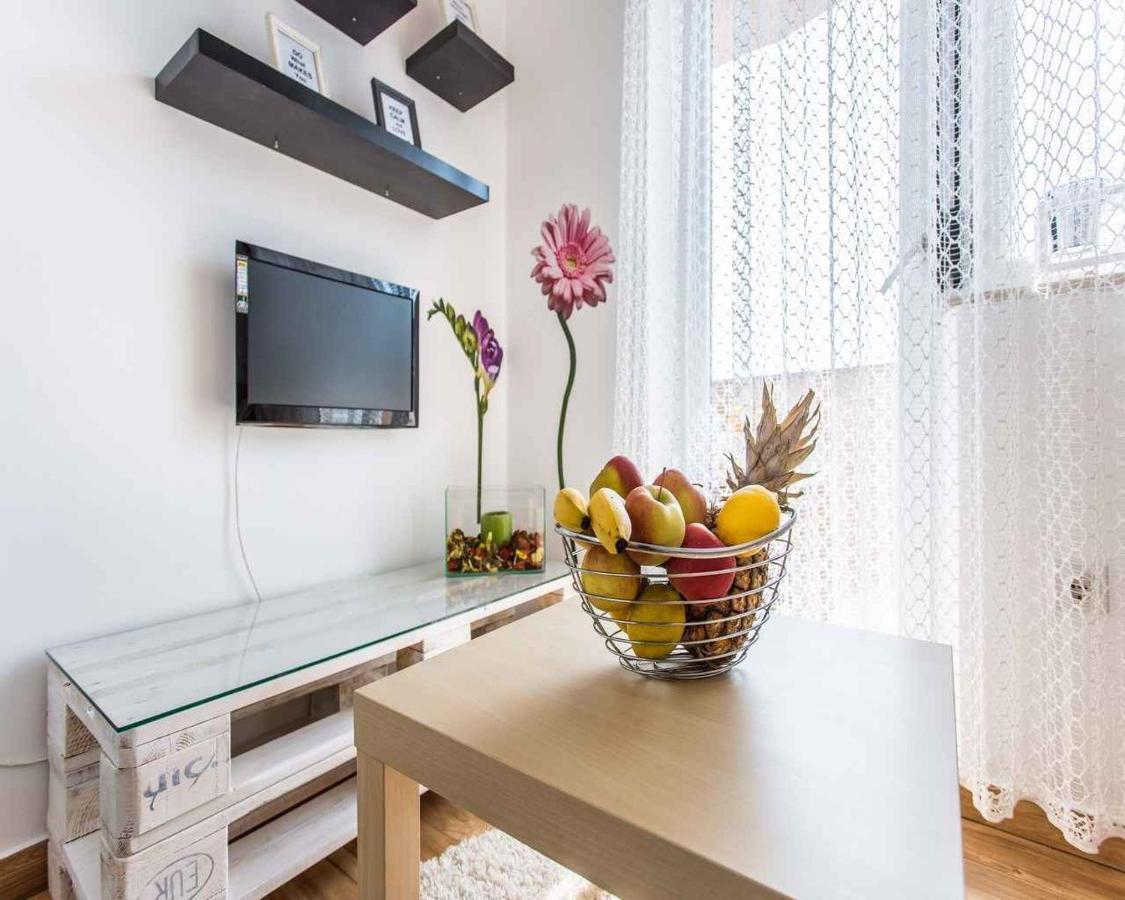 Apartment In Vrbnik/Insel Krk 36873 ภายนอก รูปภาพ